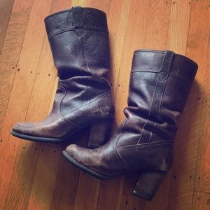 Timberland Brown leather waterproof boots size 6